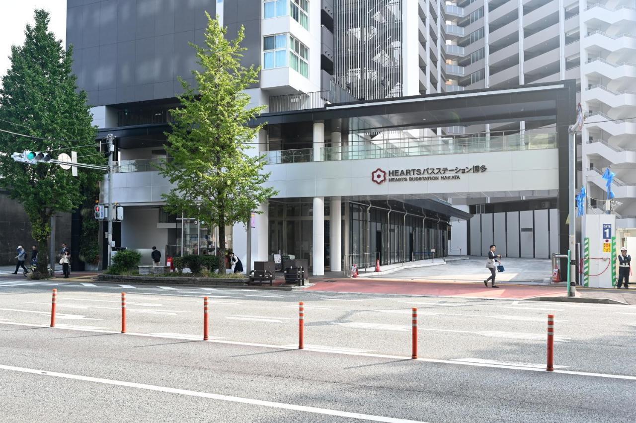 Hearts Capsule Hotel & Spa Hakata Фукуока Экстерьер фото